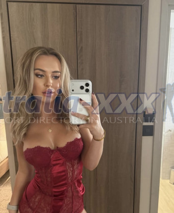 Photo escort girl Nicole : the best escort service