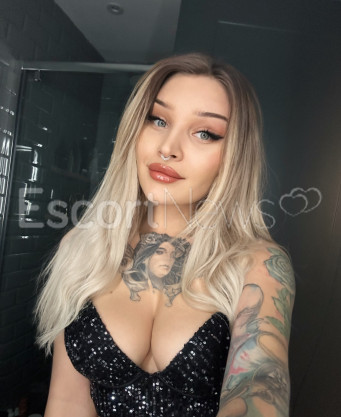 Photo escort girl Gloria: the best escort service