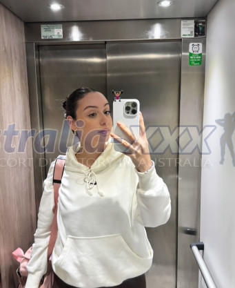 Photo escort girl Hayal su: the best escort service