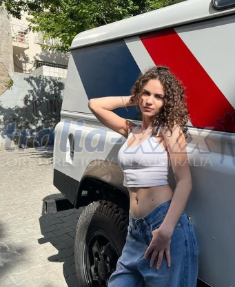 Photo escort girl elira: the best escort service