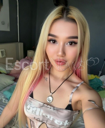 Photo escort girl ADELINA: the best escort service