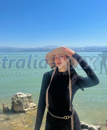 Photo escort girl Elif: the best escort service