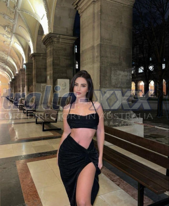 Photo escort girl Ezgi: the best escort service