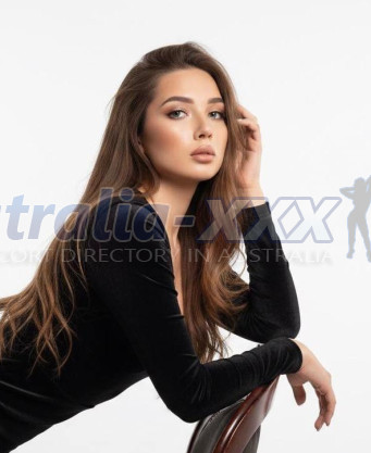 Photo escort girl Julia Queen : the best escort service