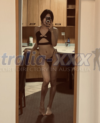 Photo escort girl Esti: the best escort service