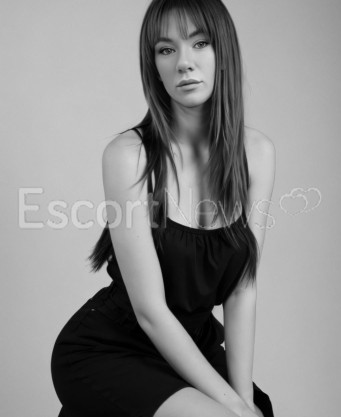 Photo escort girl Arina: the best escort service