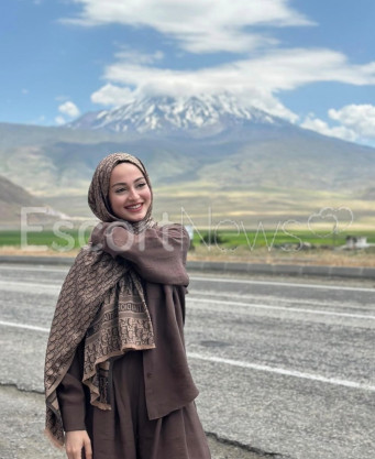 Photo escort girl Sumeyye: the best escort service