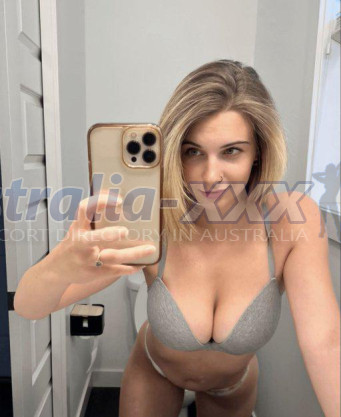 Photo escort girl RileyRai : the best escort service