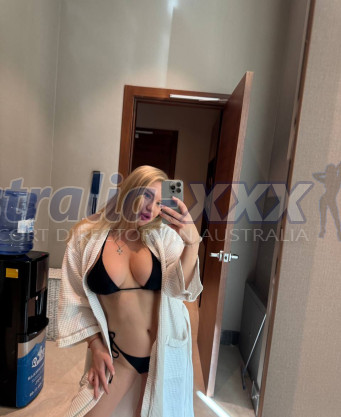 Photo escort girl VIKY QUEEN: the best escort service