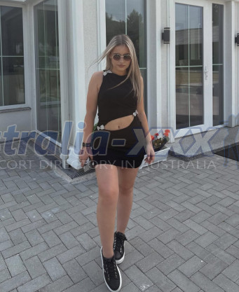 Photo escort girl Armira: the best escort service