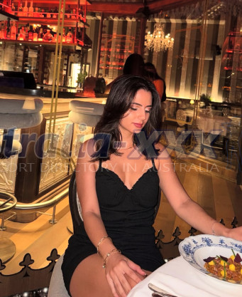 Photo escort girl Lauraa: the best escort service