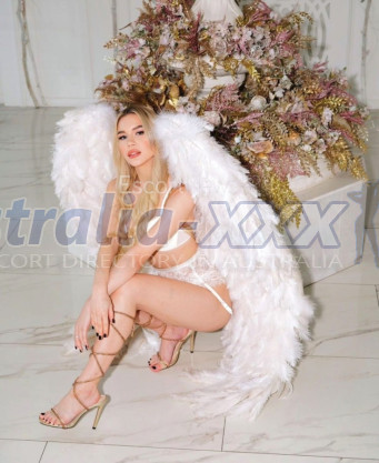 Photo escort girl SOFIA: the best escort service