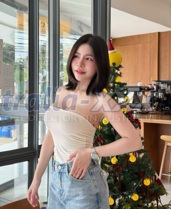 Photo escort girl Linzio: the best escort service