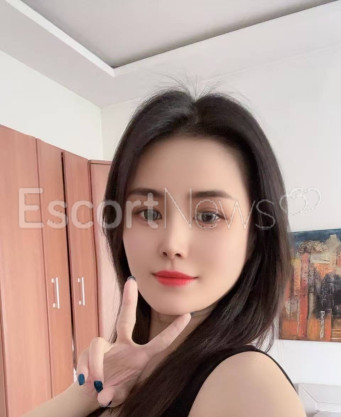 Photo escort girl nini: the best escort service