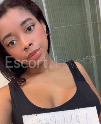 Photo escort girl Kendal victoria: the best escort service