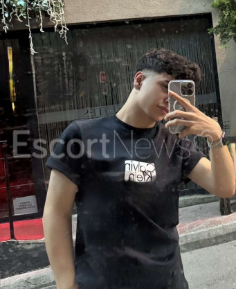 Photo escort girl TWINKLUCAA: the best escort service