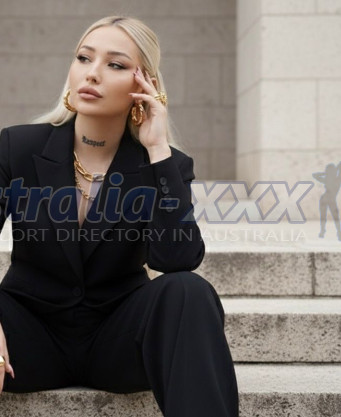 Photo escort girl Mira: the best escort service