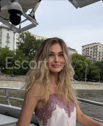 Photo escort girl Irina : the best escort service