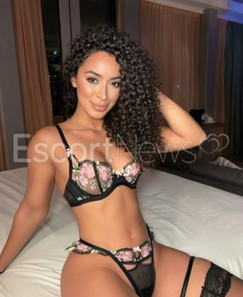 Photo escort girl Valentina: the best escort service