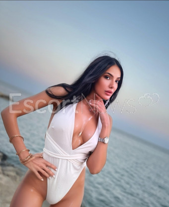 Photo escort girl GLORIA VIP  : the best escort service