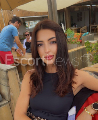 Photo escort girl Daniela: the best escort service