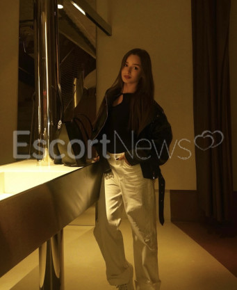 Photo escort girl Sasha: the best escort service