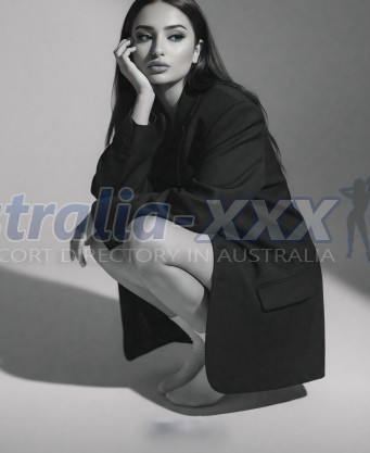 Photo escort girl Ayla: the best escort service