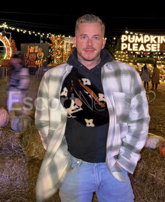 Photo escort girl Lucas: the best escort service