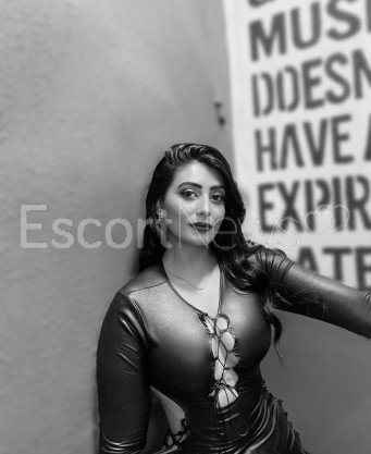 Photo escort girl Nil: the best escort service