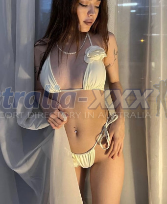 Photo escort girl Bella: the best escort service