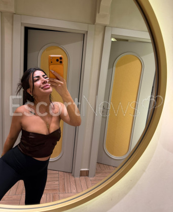 Photo escort girl Azra : the best escort service