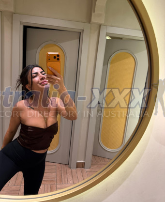 Photo escort girl Azra : the best escort service