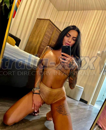 Photo escort girl Jaqueline: the best escort service