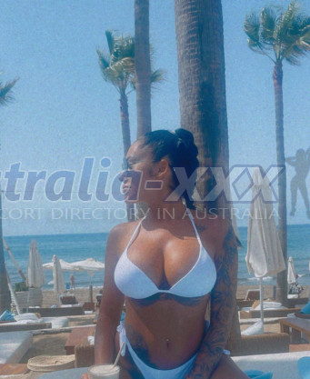 Photo escort girl Amina: the best escort service