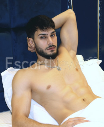 Photo escort girl Arthur24 : the best escort service