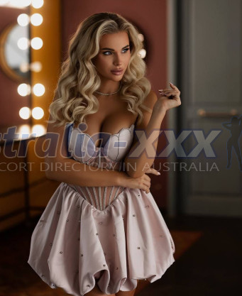 Photo escort girl HELEN VIP: the best escort service