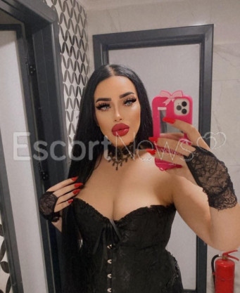 Photo escort girl Callista: the best escort service