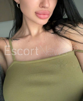 Photo escort girl Sasha: the best escort service