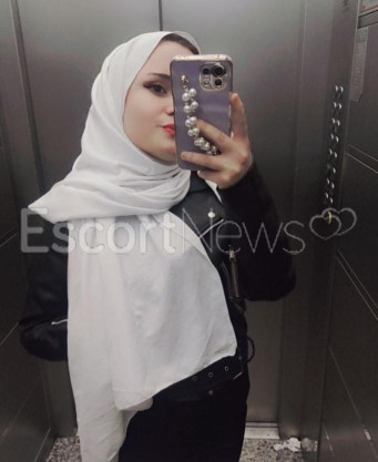 Photo escort girl Elif: the best escort service