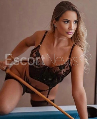 Photo escort girl Luna: the best escort service