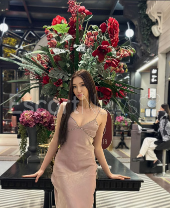 Photo escort girl Liya: the best escort service