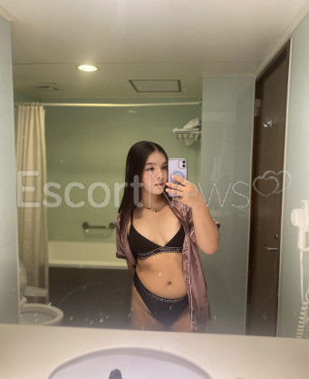 Photo escort girl Asianmaui: the best escort service
