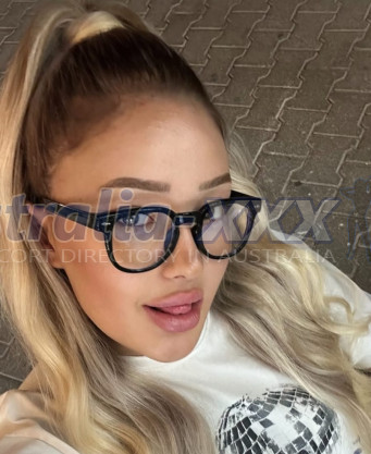 Photo escort girl Irem: the best escort service