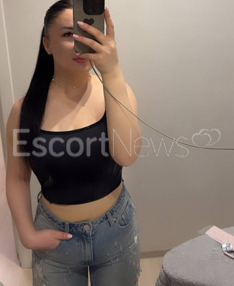 Photo escort girl Monica: the best escort service