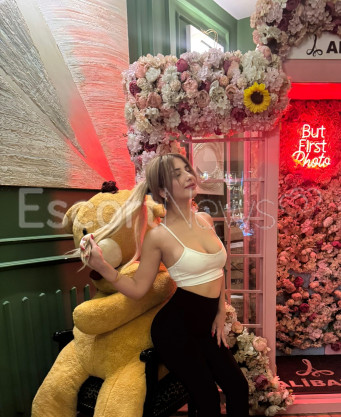 Photo escort girl Isabela: the best escort service