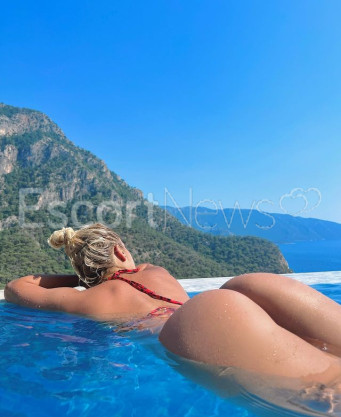 Photo escort girl EMILY: the best escort service