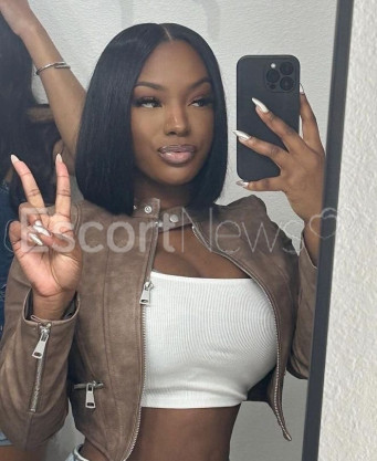 Photo escort girl Lili: the best escort service