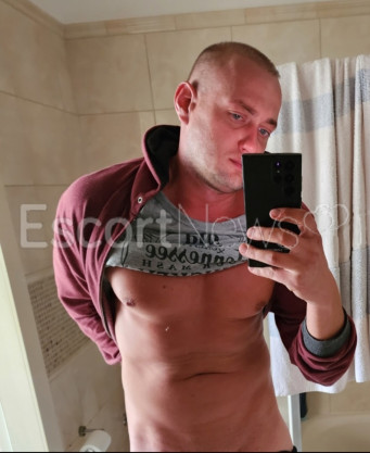 Photo escort girl Maxim: the best escort service