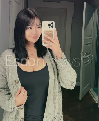 Photo escort girl Darina: the best escort service