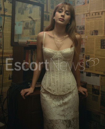 Photo escort girl Damla: the best escort service